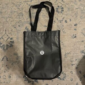 FREE with bundle of 2 or more items- lululemon reusable bag small